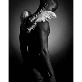 Photographie intitulée ""Fallen Angel " / f…" par Edgar Garces, Œuvre d'art originale, Photographie numérique