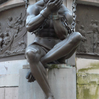 Rzeźba zatytułowany „Nelson Monument” autorstwa Kevin C Lee, Oryginalna praca, Metale
