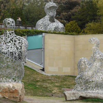 Sculpture intitulée "Distant bust overlo…" par Kevin C Lee, Œuvre d'art originale, Métaux