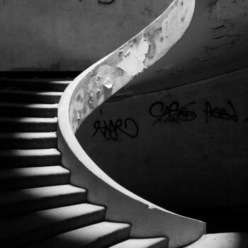 Fotografia intitolato "Black steps in light" da Pier Maulini, Opera d'arte originale, Fotografia digitale
