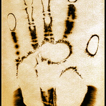 Photographie intitulée "De la main gauche" par Pierre De Laborie, Œuvre d'art originale