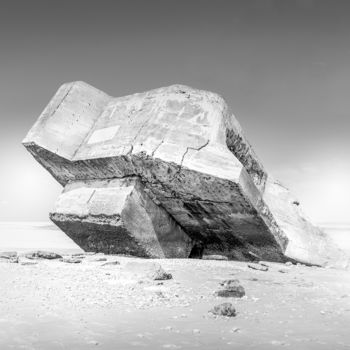 Photography titled "Bunker #1" by Pierre Duquoc, Original Artwork, Digital Photography