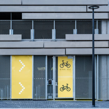 Photography titled "Bikes parking" by Pierre Leccia, Original Artwork, Digital Photography