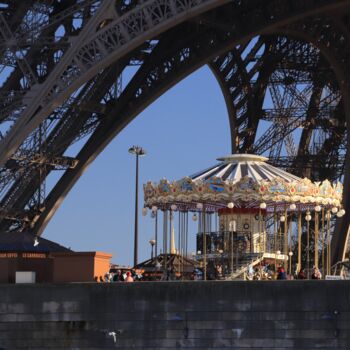 Φωτογραφία με τίτλο "Carrousel de la Tou…" από Pierre-Yves Rospabé, Αυθεντικά έργα τέχνης, Ψηφιακή φωτογραφία