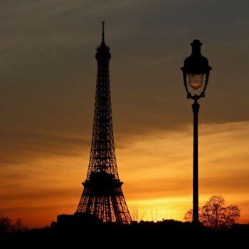 Фотография под названием "Paris, Tour Eiffel…" - Pierre-Yves Rospabé, Подлинное произведение искусства, Цифровая фотография