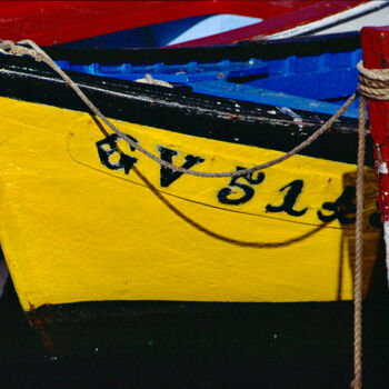 Fotografía titulada "barques colorées du…" por Pierre-Yves Rospabé, Obra de arte original, Fotografía analógica