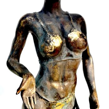 Scultura intitolato "EXOTIC BEAUTY" da Piotr Bubak, Opera d'arte originale, Bronzo