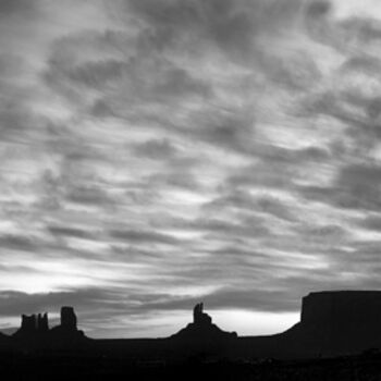 Photography titled "Monument Valley" by Andrea Pistoni, Original Artwork