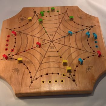 Artisanat intitulée "tock arachnophile" par Planète Du Jeu, Œuvre d'art originale, Jouets et jeux