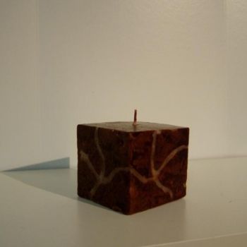 Escultura intitulada "cubo regos" por Officina Das Velas, Obras de arte originais