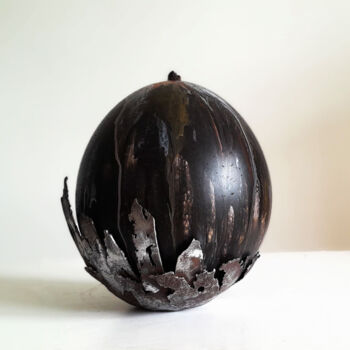 Sculpture titled "Fruit du chêne noir" by Jerome Poumes, Original Artwork, Plaster