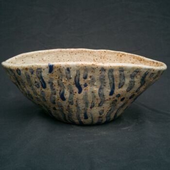 Escultura intitulada "Vase with blue stri…" por Rita Pranca, Obras de arte originais, Cerâmica