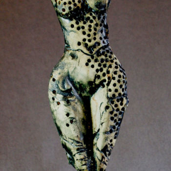 Escultura titulada "CERAMIC TORSO l" por Puchi, Obra de arte original