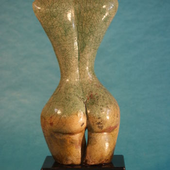 Sculpture titled "FEMME" by Puchi, Original Artwork