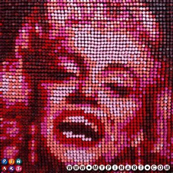 「Marilyn Monroe Push…」というタイトルの彫刻 Steve Tagsoldによって, オリジナルのアートワーク