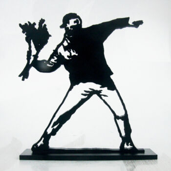 Sculptuur getiteld "PYB Banksy Flowers…" door Pyb, Origineel Kunstwerk, Hars