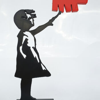 Sculpture intitulée "PYB Banksy girl Har…" par Pyb, Œuvre d'art originale, Résine