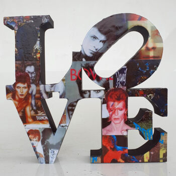 Escultura intitulada "PyB Love Bowie  202…" por Pyb, Obras de arte originais, Resina