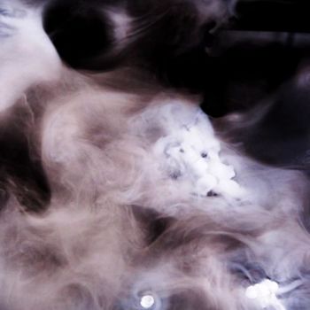 Фотография под названием "Dry Ice 1i" - Matthew Quain, Подлинное произведение искусства