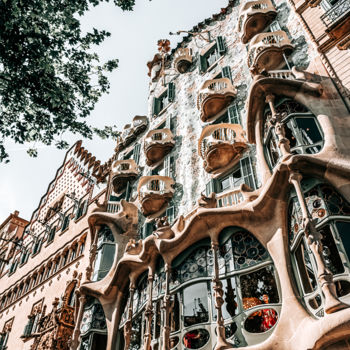 Fotografia intitulada "Casa Batllo, Barcel…" por Radu Bercan, Obras de arte originais, Fotografia digital