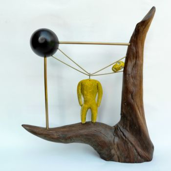 Sculptuur getiteld "Hanterre ^^" door Raindh, Origineel Kunstwerk, Hout