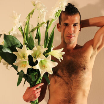 Фотография под названием "erotic gay man nude…" - Raphael Perez, Подлинное произведение искусства
