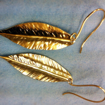 Design / Projektowanie użytkowe zatytułowany „leaf Gold earings” autorstwa Ravid Wolff, Oryginalna praca