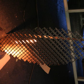 Design intitulée "Art N° 43 Lampe Gri…" par Recyclage Design - Réanimateur D'Objets , Œuvre d'art originale, Objets