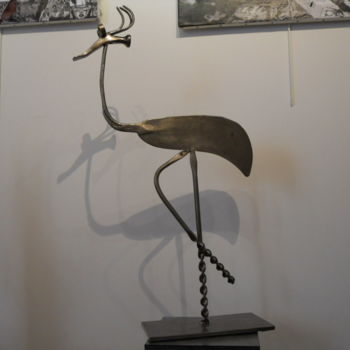 Sculpture titled "LA GRUE HUPPEE" by Jp, Original Artwork, Metals