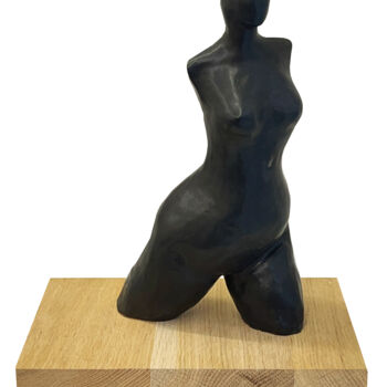 Sculpture titled "Ebène" by Reg, Original Artwork, Terra cotta