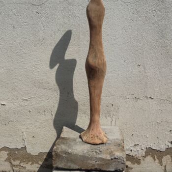 Skulptur mit dem Titel "Slim Girl" von Reiner Poser, Original-Kunstwerk, Holz