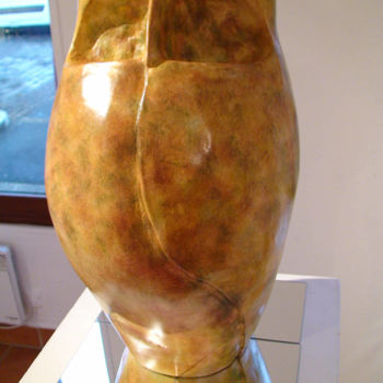Sculpture titled "bouh le hibou" by Claude Reitz, Original Artwork, Terra cotta
