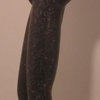 Sculpture titled "En attendant une no…" by Renate Verbrugge, Original Artwork, Stone