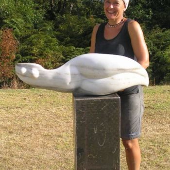 Sculpture titled ""On Cloud 9", marbl…" by Renate Verbrugge, Original Artwork, Stone
