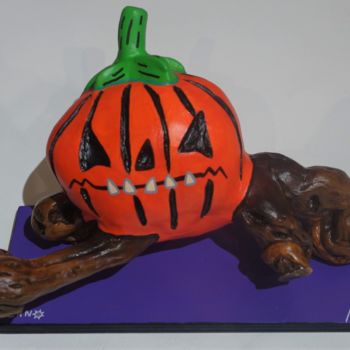 Escultura intitulada "Halloween's crab" por Erno, Obras de arte originais, Madeira