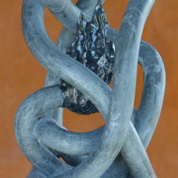 Escultura intitulada "Amor" por Cesar Valerio, Obras de arte originais, Pedra