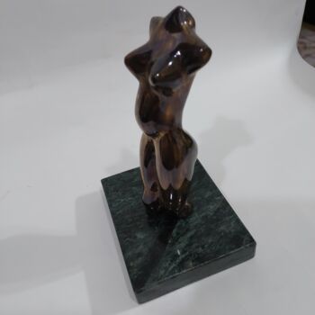 Scultura intitolato "Nude female woman s…" da Ricardo Navarro, Opera d'arte originale, Metalli