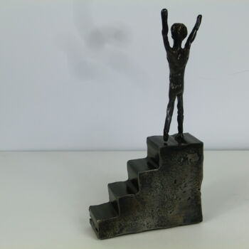 Skulptur mit dem Titel "Skulptur "Geschafft…" von Richard Blaas, Original-Kunstwerk, Metalle
