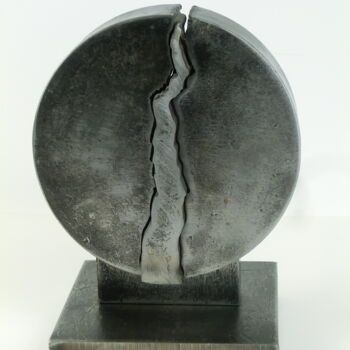 Sculpture titled "Bruch" by Richard Blaas, Original Artwork, Metals