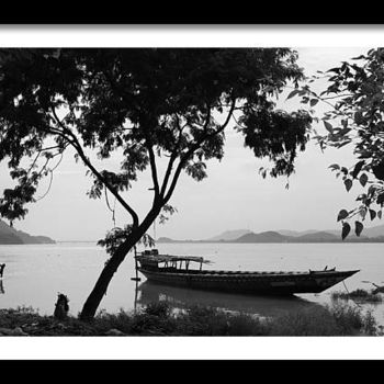 Fotografia zatytułowany „Riverside Brahmaput…” autorstwa Richard Barman, Oryginalna praca, Fotografia cyfrowa Zamontowany na…