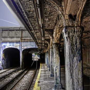 Photographie intitulée "20th Avenue Station…" par Richard Dodds, Œuvre d'art originale