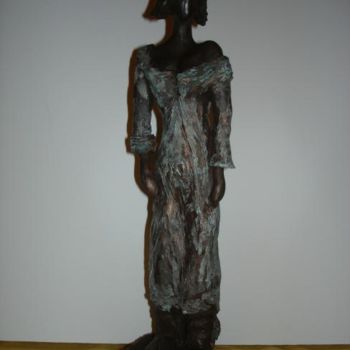 Sculpture intitulée "femme en robe bleue" par Rina Curiel, Œuvre d'art originale