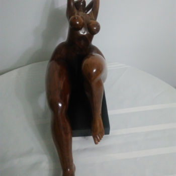 Sculpture titled "DESNUDOS Y ERÓTICOS…" by Ana Mireya Rios  Cardenas, Original Artwork, Wood