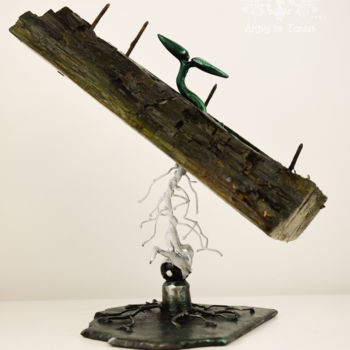 Sculpture titled "Un miracle c'est co…" by Artiste Les Tordus, Original Artwork, Metals