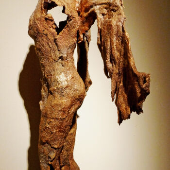 Скульптура под названием "figure with wings" - Robert Winslow, Подлинное произведение искусства, Бронза