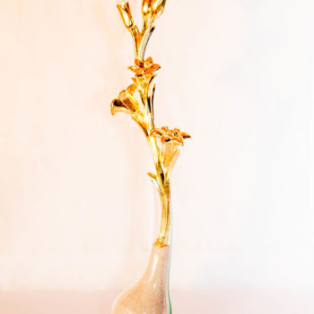 Design titled "Goldlilie - Modell…" by Robert Weingartner, Original Artwork, Wood