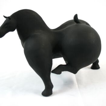 Sculpture titled "Scratching horse" by Roberto Barbuti, Original Artwork, Terra cotta