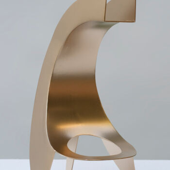 Скульптура под названием "Open Volume gold" - Roberto Canduela, Подлинное произведение искусства, Металлы