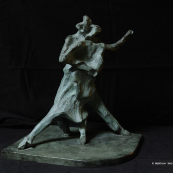 Sculpture titled "TANGO 1" by Roberto Tagliazucchi, Original Artwork, Bronze