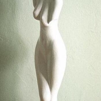 Скульптура под названием "Venus" - Robert Rachel, Подлинное произведение искусства, Дерево
